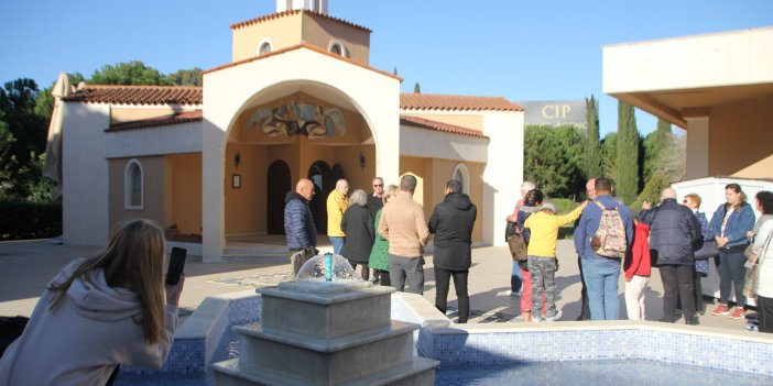 Antalya'daki Dinler Bahçesi'nde Noel ayini yapıldı