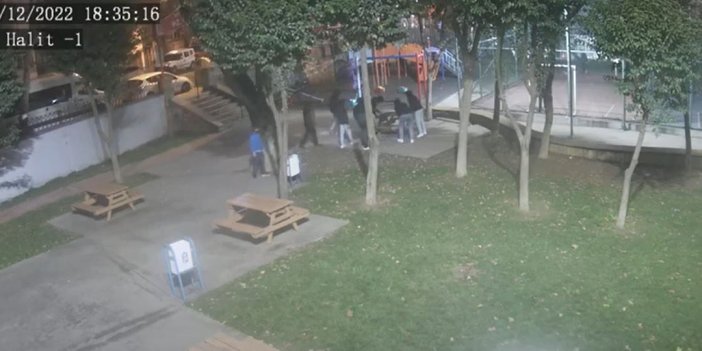 Parktaki oturma grubunu çaldılar. Belediyenin güvenlik kameraları her şeyi çekti