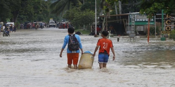 Şiddetli yağışlar nedeniyle ölenlerin sayısı 13'e yükseldi 