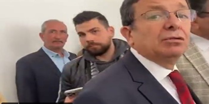 AKP'li vekilden kendisine soru sormak isteyen muhabire azar