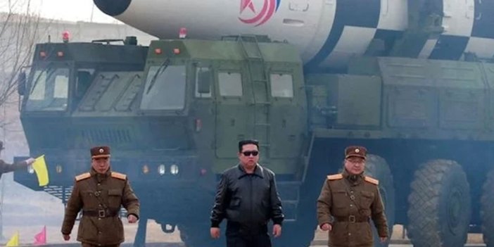 Kuzey Kore yılın son gününde füze atmalara doyamadı
