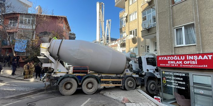 Üsküdar'da beton mikseri binaya çarparak durabildi