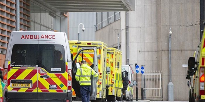 İngiltere’de ‘gelmeyen ambulans’ isyanı