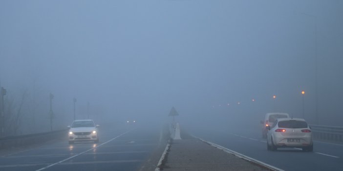 Bolu Dağı'nda sis: Göz gözü görmüyor
