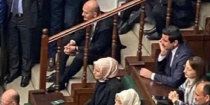 Soylu AKP grup toplantısını neden merdivenlerden izledi
