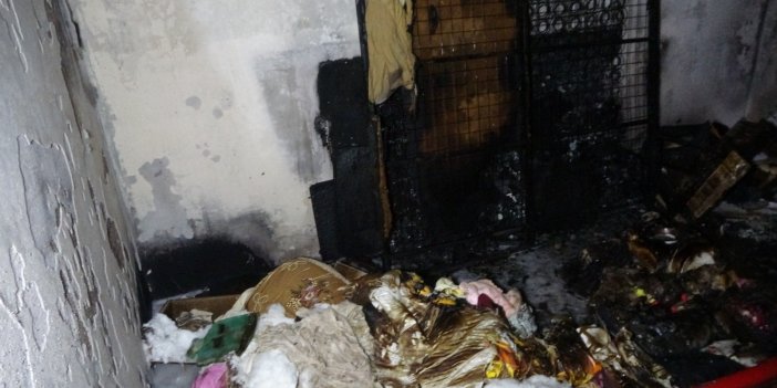 Antalya'da bir adam yaktığı evin dumanlarını izledi