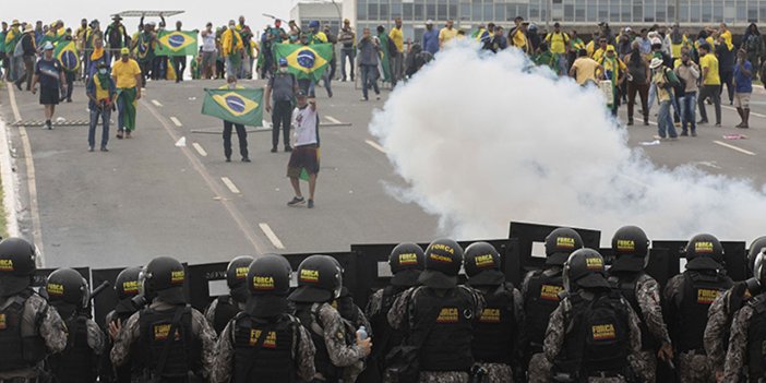 Brezilya'da göstericilerin bastığı Devlet Başkanlığında son durum belli oldu