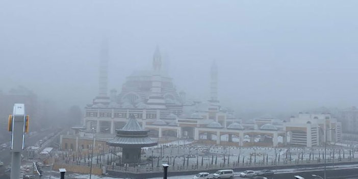 Diyarbakır’da uçak seferlerine 'sis' engeli