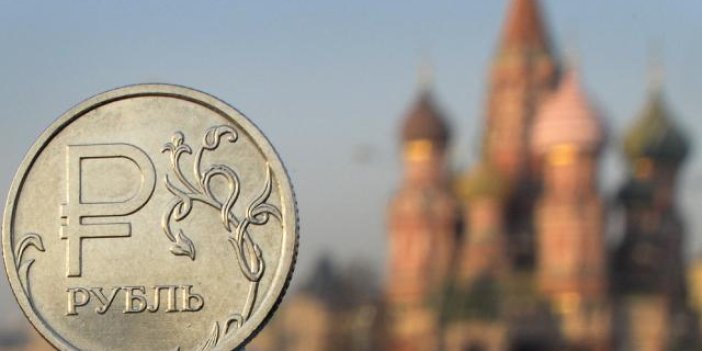 Rusya'da bütçe 2022'de 3,3 trilyon ruble açık verdi