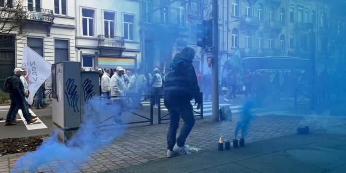 Belçika polisinden maaş zammı protestosu. Bu sefer onlar eylem yaptı