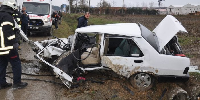 Takla atan otomobilin sürücüsü ağır yaralandı