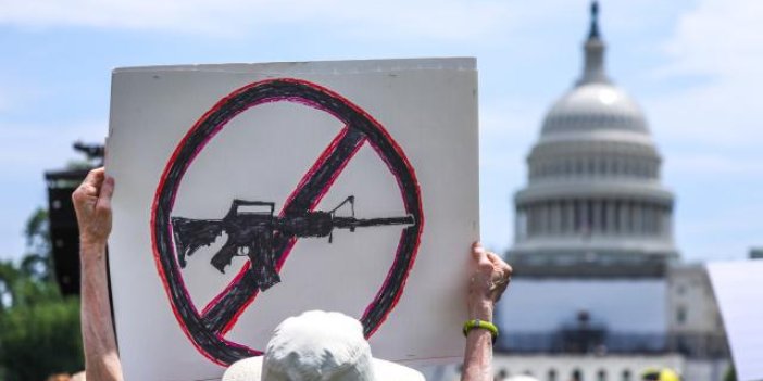 Amerika'da silah satışı yasaklandı
