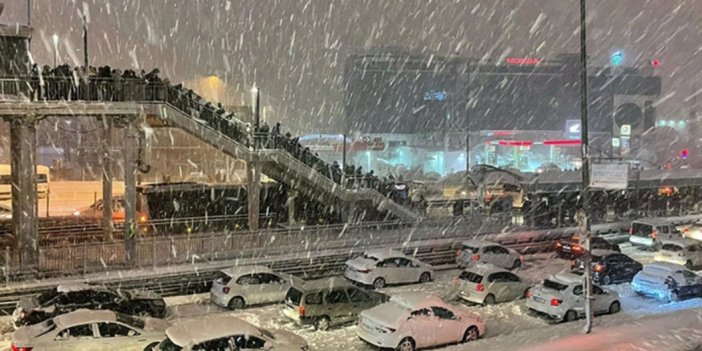 İstanbul'a karın ilk düşeceği tarih açıklandı. Kış gibi kış başlıyor