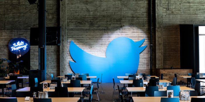 Twitter çalışanları binadan atıldı. Kriz büyüyor