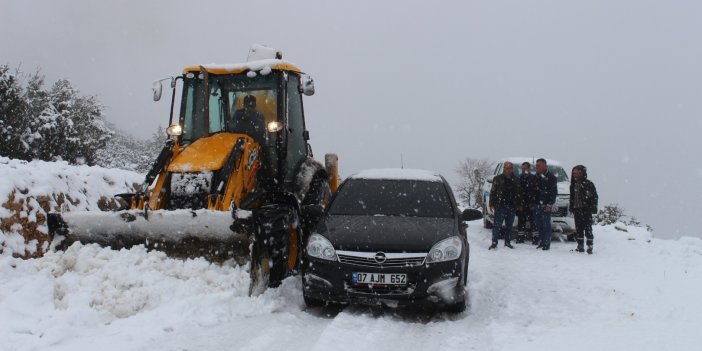 Antalya'da yüksek kesimlerde kar kalınlığı 50 santimetreye ulaştı