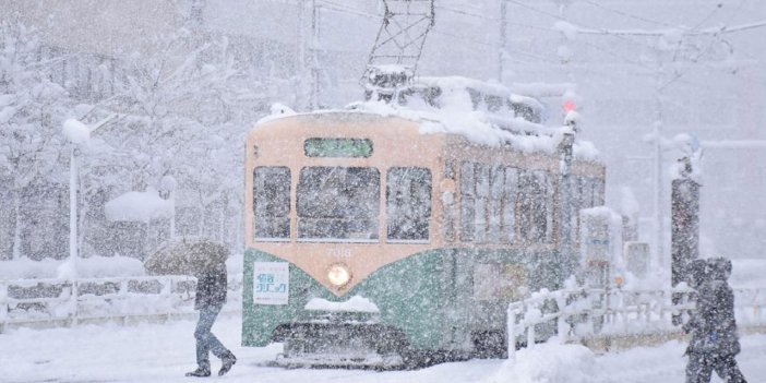 Japonya kardan elektrik üretmek için düğmeye bastı
