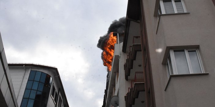 Sivas'ta 5 katlı apartmanda yangın