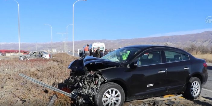 Erzincan'da 2 otomobilin çarpışması sonucu 1 kişi öldü