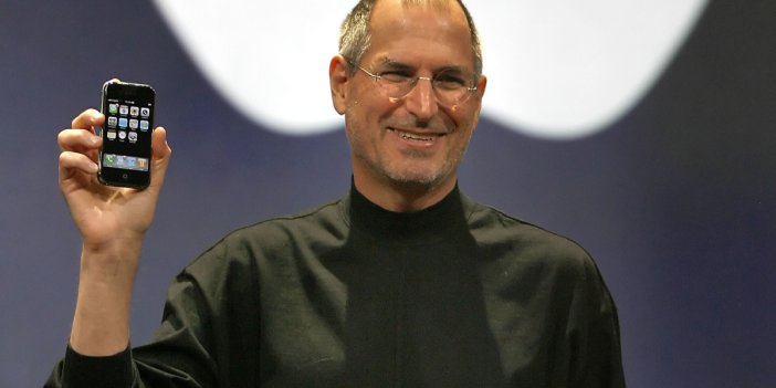 2011'de ölen Steve Jobs'u canlandırdılar. İzleyenler gözlerine inanamadı