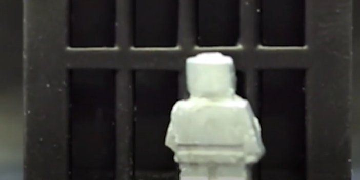 Sıvı hale gelebilen robot hapishaneden kaçtı
