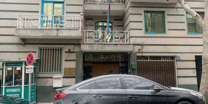 Azerbaycan'ın Tahran Büyükelçiliği'ne saldıran şahıs yakalandı