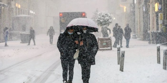 Meteoroloji’den ülke genelinde kar uyarısı. İstanbul için saat verildi