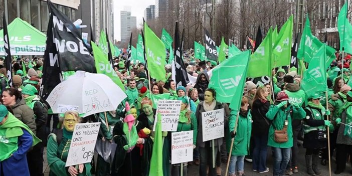 Belçika’da sağlık çalışanlarından protesto