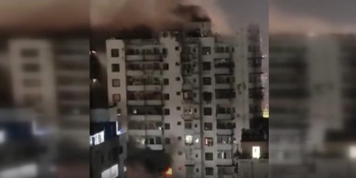 Hindistan’da 13 katlı binada yangın: 14 ölü, 12 yaralı