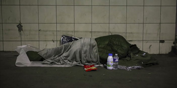 Fransa'da evsizlerin sayısı 10 yılda yüzde 130 arttı