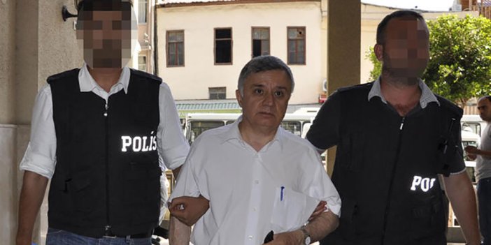 Adana'da eski rektöre 2,5 yıl hapis cezası