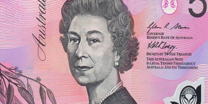 Banknotlardan İngiliz kraliyet ailesi çıkarılıyor