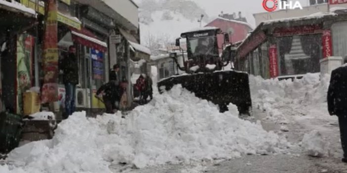 Bitlis’te 162 köy yolu ulaşıma kapandı