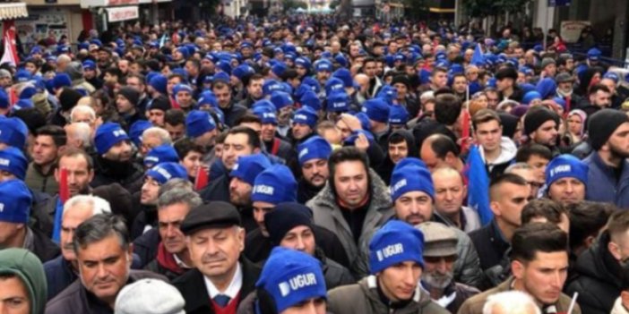 Erdoğan’ın mitingindeki mavi bereli grubun kim olduğu ortaya çıktı