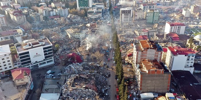 Flaş... Flaş... Depremde can kaybı sayısı 3 bin 381’e yükseldi