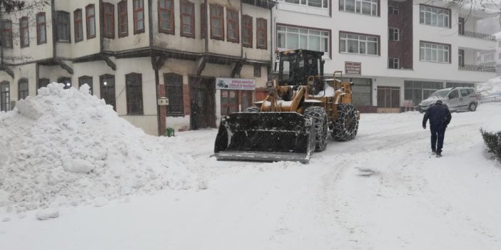 Kastamonu'da yüzlerce köy yolu ulaşıma kapandı