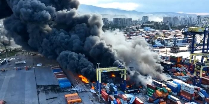 İskenderun Limanı'nda yangın devam ediyor