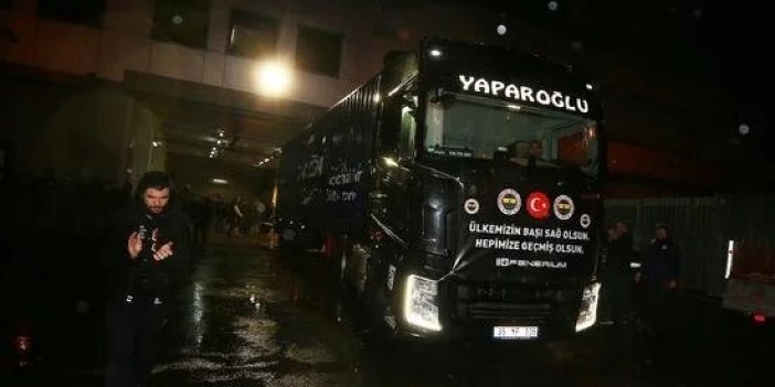 Alkışlarla deprem bölgesine doğru yola çıktı. Fenerbahçe 17. tırını gönderdi