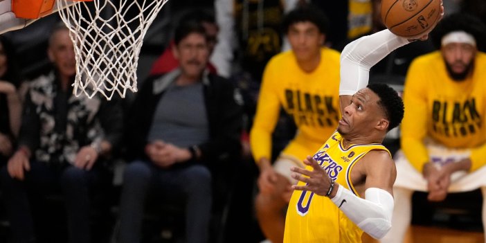 Los Angeles Lakers'tan üçlü anlaşma. Westbrook'un yeni adresi belli oldu