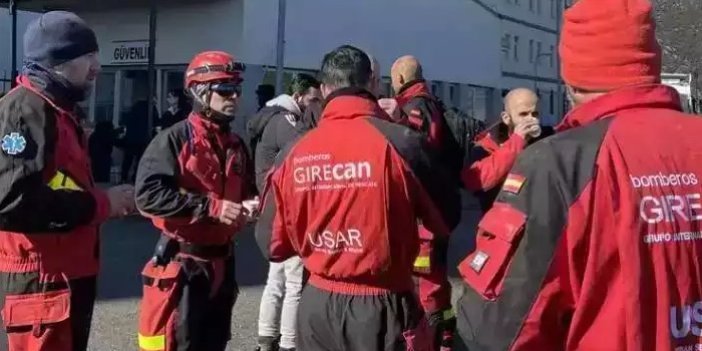 Depremlerin ardından dev gemiyle yardım gönderdiler. Teşekkürler İspanya