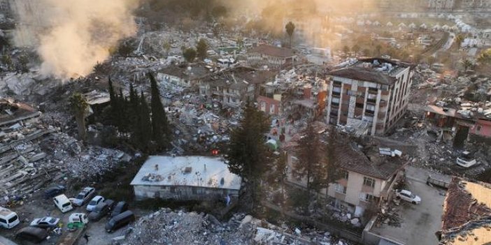 Filistin'de camilerde depremzedeler için yaklaşık 1 milyon dolar toplandı