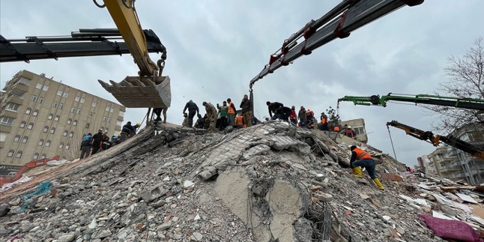 Şanlıurfa’da yıkılan binalarla ilgili 8 kişi yakalandı