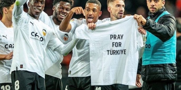 Valencialı futbolcular Türkiye için saygı duruşuna geçti: İspanya'da 1 dakika çıt çıkmadı