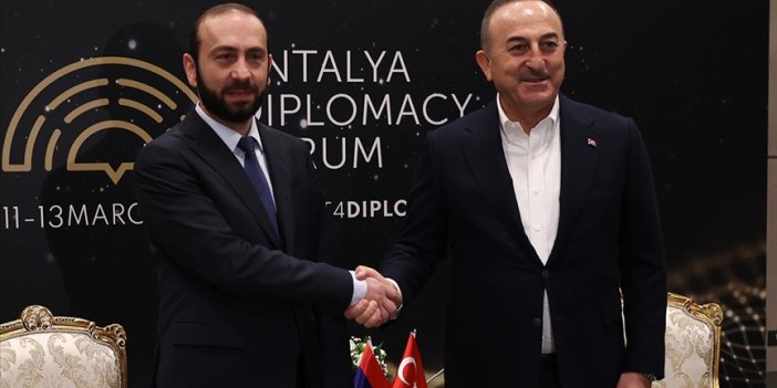 Ermenistan Dışişleri Bakanı Türkiye'ye geliyor