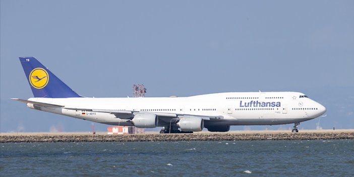 Lufthansa'nın uçuşlarında sistem arızası: Gecikme ve iptaller yaşanıyor