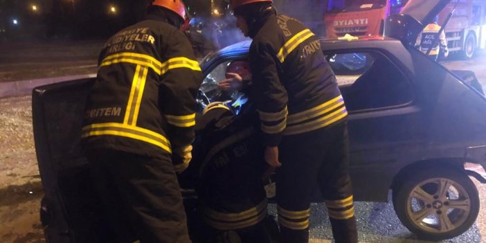 Erzincan’da otomobil takla attı: 2 yaralı 