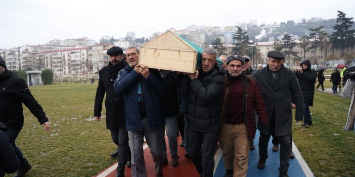 Ahmet Suat Özyazıcı son yolculuğuna uğurlandı: Cenazesine kimler katıldı