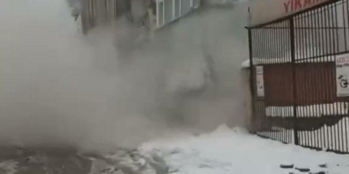 Kolonların önemi bu videoda. Malatya'da yıkılan binanın deprem anındaki görüntüsü her şeyi anlatıyor