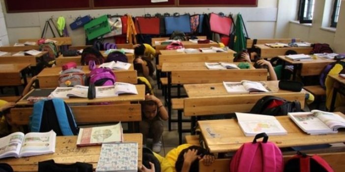 Bakan Özer açıkladı. Deprem bölgesinde okullar ne zaman açılacak?
