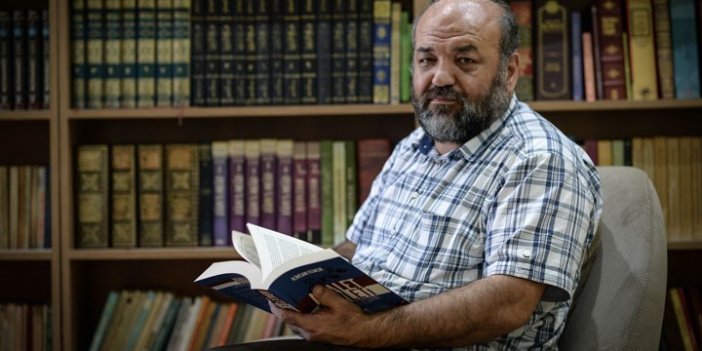 İlahiyatçı İhsan Eliaçık'ın ‘Yaşayan Kur’an’ kitabına basım dağıtım yasağı ve toplatma kararı