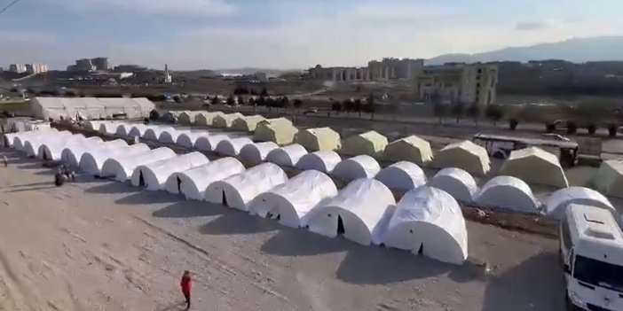 İYİ Parti Kahramanmaraş’ta çadır ve konteyner kenti kurdu. 150 çadır ve 100 konteyner gönderildi